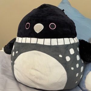 LENOR SQUISHMALLOW CANADIAN EXCLUSIVE